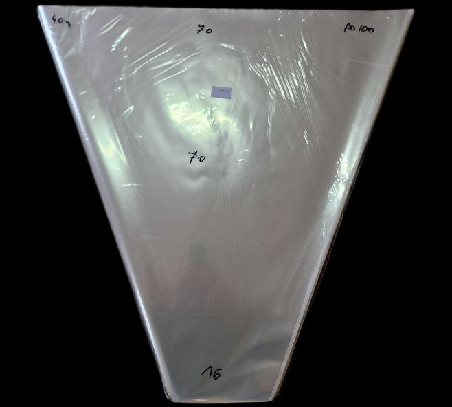 Folia do kwiatów gruba 70x70x16  100 szt.